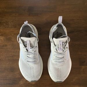 Brooks Bedlam 3 shoes - Gray